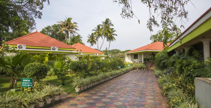 Panoramic Sea Resort - Alleppey Alappuzha Exteriör bild